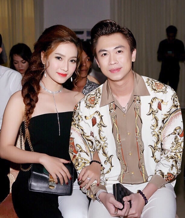 Ho Viet Trung lan dau ke ve moi tinh 3 nam voi hot girl hinh anh 2