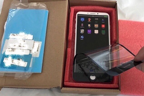 iphone-8-lan-dau-lo-dien-voi-man-hinh-hoat-dong-duoc