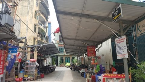 chiếm dụng vỉa hè, bãi xe trái phép, phường Láng Hạ, lấn chiếm vỉa hè