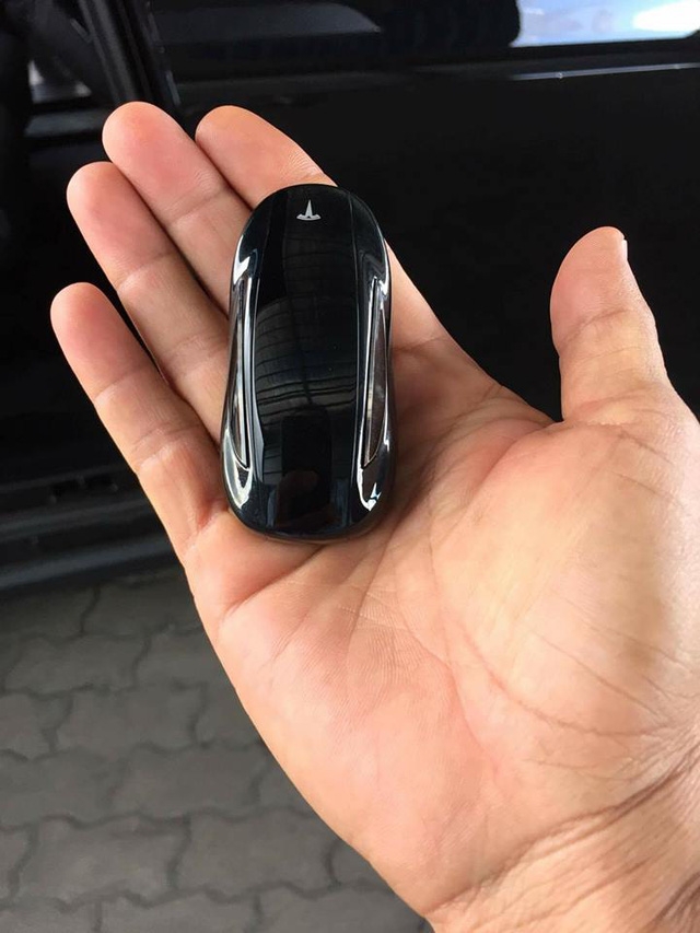 SUV điện Tesla Model X P100D thứ 2 cập bến tại Việt Nam, giá từ 8 tỷ Đồng - Ảnh 6.