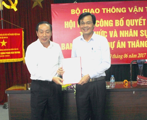 Do 2 Tổng Giám đốc cũ của PMU Thăng Long và PMU 1 nghỉ hưu nên Bộ GTVT bổ nhiệm ông Dương Viết Roãn làm Tổng Giám đốc PMU Thăng Long mới