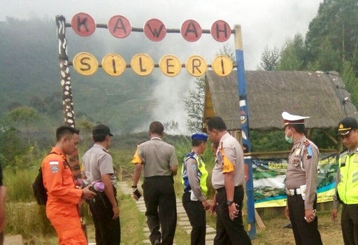 trực thăng cứu hộ, núi lửa, Indonesia