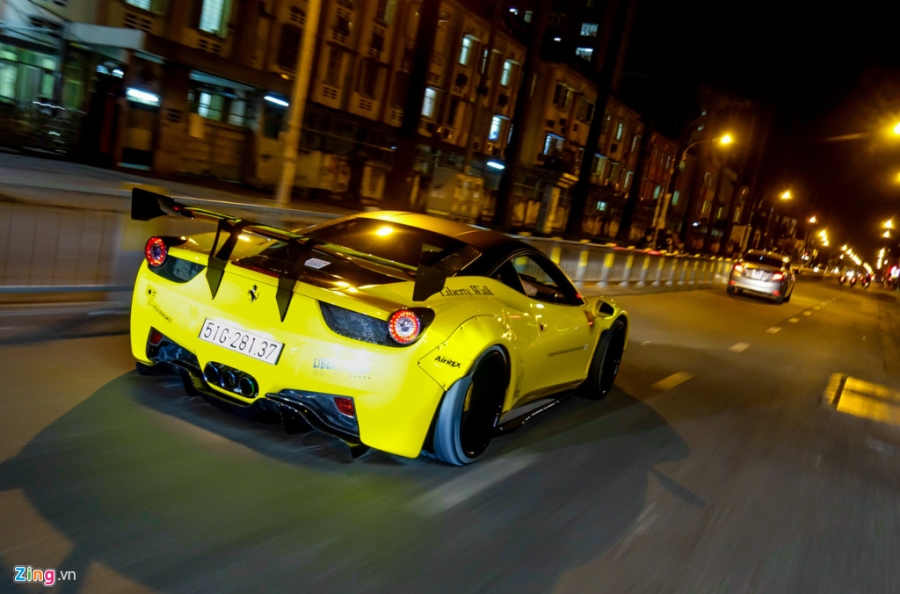 Sieu xe Ferrari 458 do than rong Liberty Walk dau tien tai Viet Nam hinh anh 10
