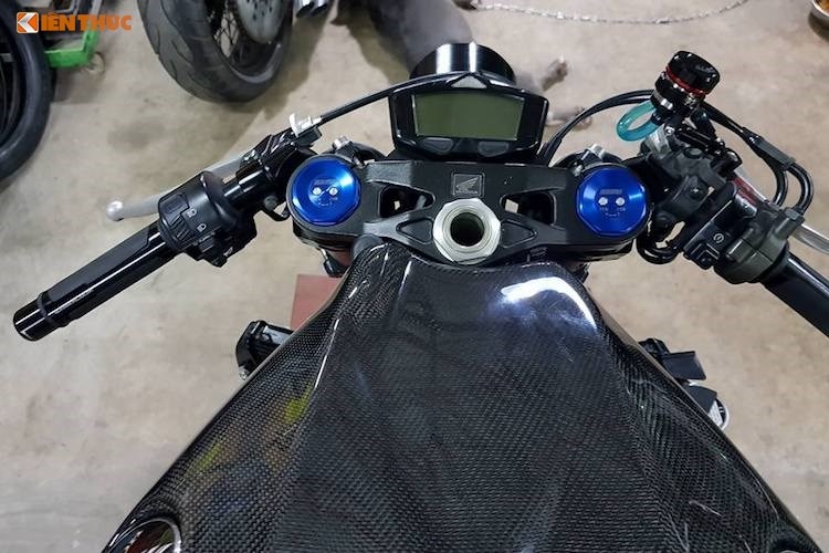 Tho Viet do moto Honda CBR1000RR “chat nhu Tay“-Hinh-4