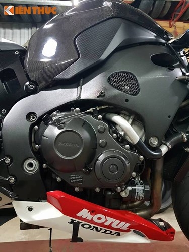 Tho Viet do moto Honda CBR1000RR “chat nhu Tay“-Hinh-5