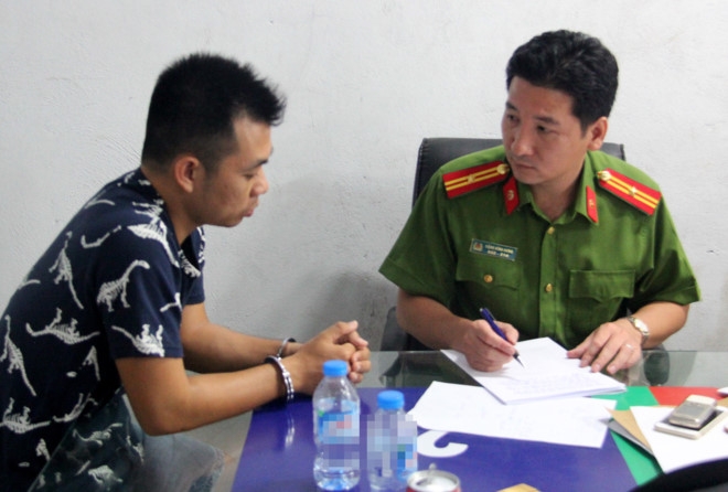 Gan 100 canh sat pha soi bac da ga qua mang o Sai Gon hinh anh 3