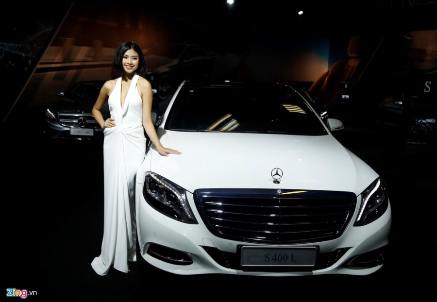 Mercedes trung dan xe 150 ty tai Ha Noi hinh anh 15