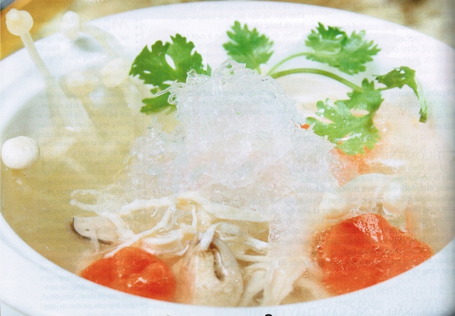 Yến thả nước cốt gà