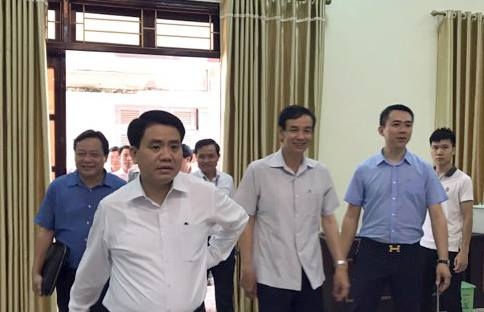  Ông Nguyễn Đức Chung đến UBND huyện Mỹ Đức chủ trì buổi công bố dự thảo kết luận thanh tra sáng nay, 7/7. 