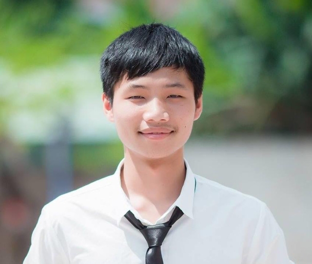  Thủ khoa Hồ Phi Khánh. 
