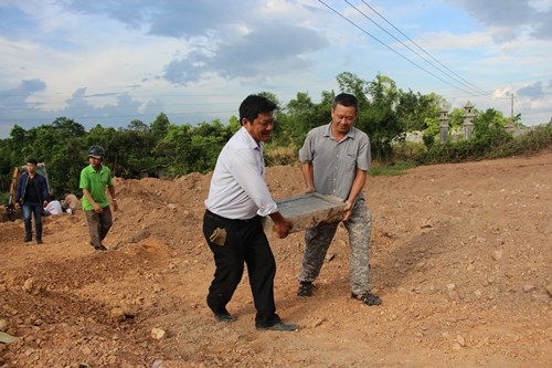 hue-de-xuat-di-doi-lang-mo-vo-vua-tu-duc-1