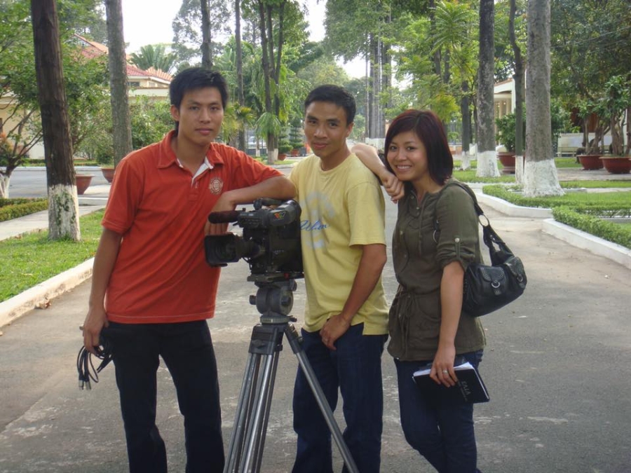 mc chung toi la chien si khoe anh hiem 7 nam truoc ben ban trai moi hinh anh 3