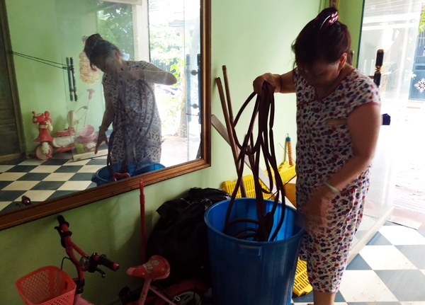 Hà Nội: Thiếu nước sinh hoạt, nhiều gia đình KĐT Đại Kim ngậm ngùi bỏ 3 triệu đồng/20 ngày mua nước sạch - Ảnh 4.