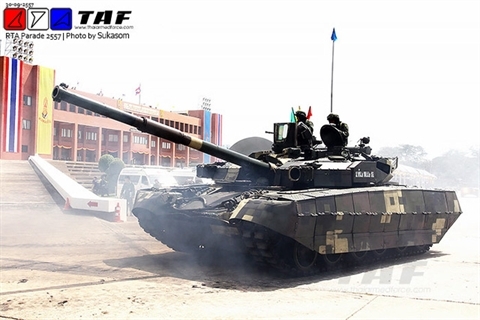 Doi thu cua T-90S tren duong tro thanh vua tang DNA