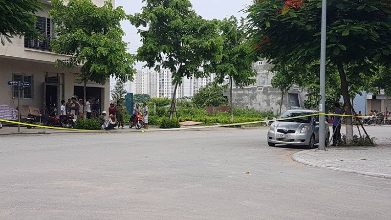treo cổ, tử vong, Hà Nội, khu đô thị Văn Phú