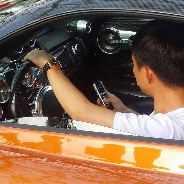Thần gió Pagani Huayra 78 tỷ Đồng sổ mũi, Minh Nhựa mất hơn 1 tỷ Đồng - Ảnh 3.