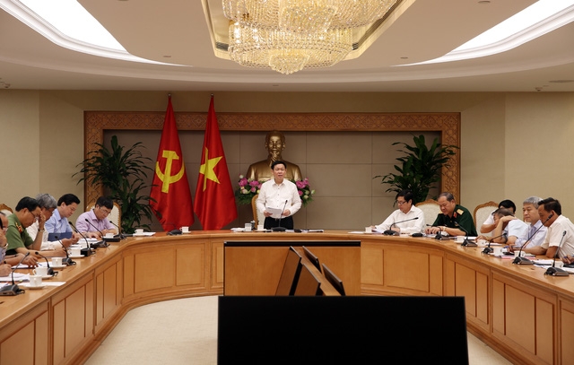 Cuộc họp sơ kết 6 tháng Ban chỉ đạo Đổi mới và phát triển doanh nghiệp, sáng 11/7