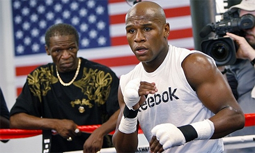 mayweather-so-gang-mcgregor-de-kiem-tien-tra-no-1