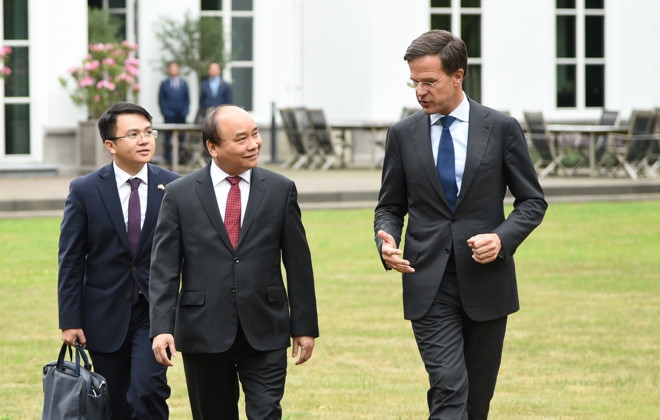 Thu tuong Nguyen Xuan Phuc hoi dam voi Thu tuong Ha Lan Mark Rutte hinh anh 2