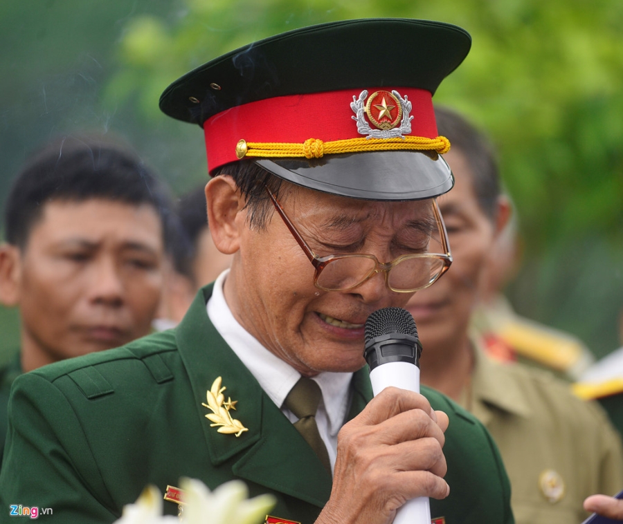 Cuu binh doi mua tham dong doi yen nghi o chien truong Vi Xuyen hinh anh 11