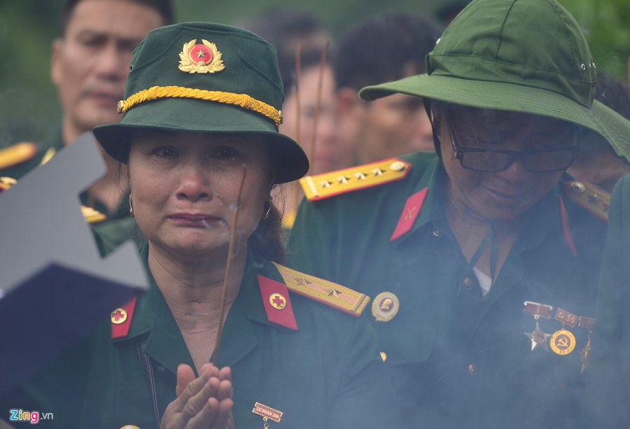 Cuu binh doi mua tham dong doi yen nghi o chien truong Vi Xuyen hinh anh 12