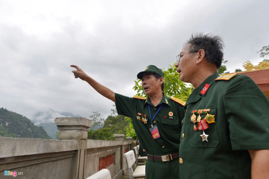 Cuu binh doi mua tham dong doi yen nghi o chien truong Vi Xuyen hinh anh 13