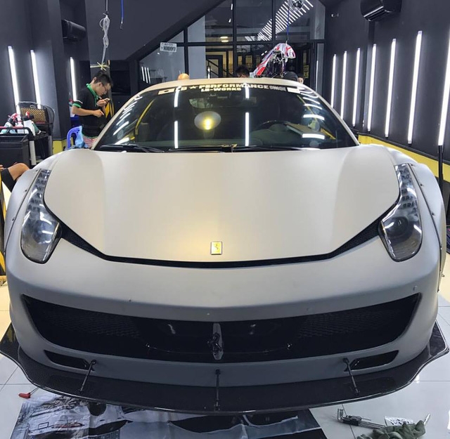 Ferrari 458 Italia độ Liberty Walk độc nhất Việt Nam thay áo mới - Ảnh 4.