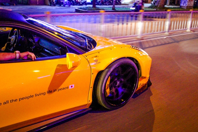 Ferrari 458 Italia độ Liberty Walk độc nhất Việt Nam thay áo mới - Ảnh 13.