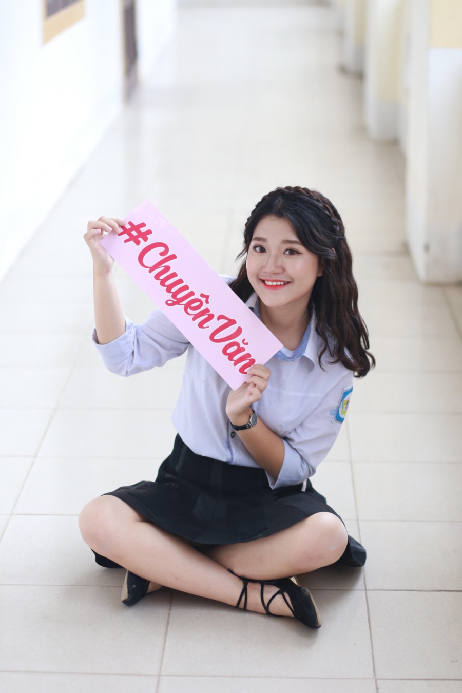 Ve dep cua nu sinh truong chuyen dat 9,75 diem mon Ngu van hinh anh 5