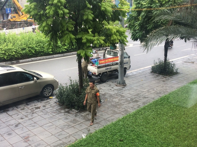 Hàng trà đá bị tịch thu