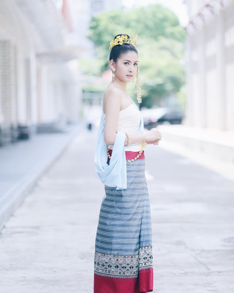 Hot girl Thai Lan 20 tuoi duoc menh danh 'con nha nguoi ta' hinh anh 9