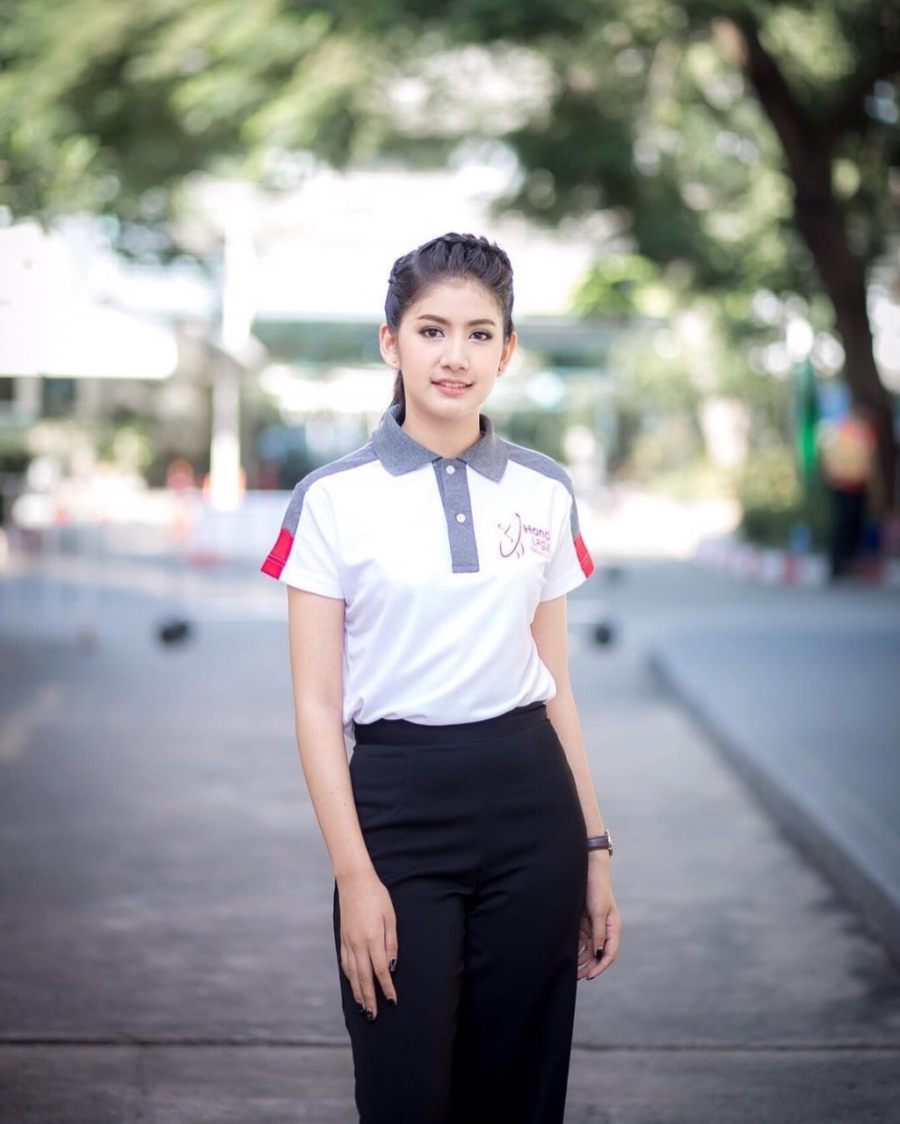 Hot girl Thai Lan 20 tuoi duoc menh danh 'con nha nguoi ta' hinh anh 10