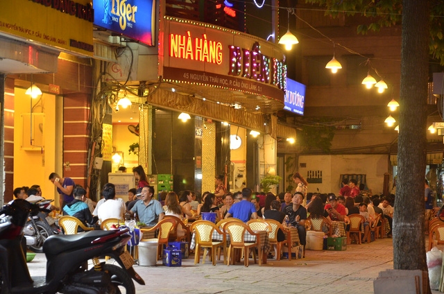 Nhưng nay lại tái diễn