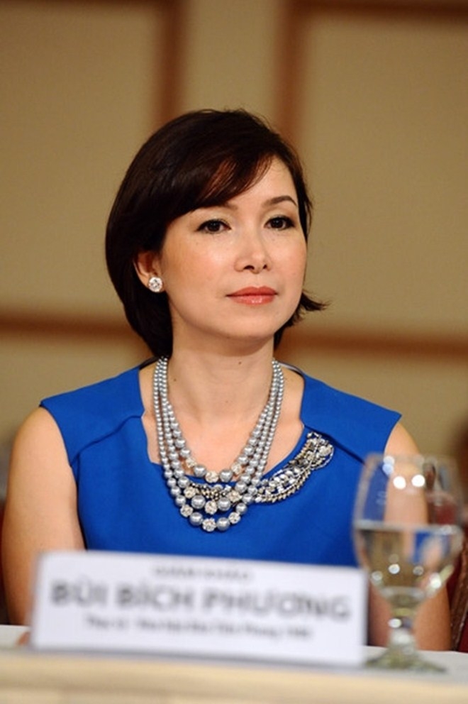 vua thong minh sac sao, 10 hoa hau nay con gay nuc long vi trinh tieng anh 