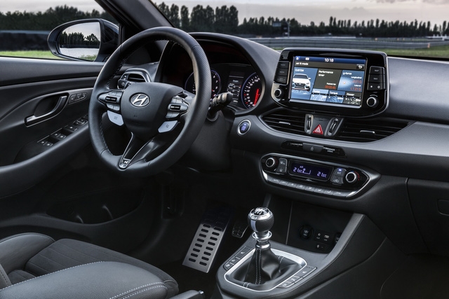 Phiên bản thể thao của xe gia đình Hyundai i30 chính thức trình làng - Ảnh 16.