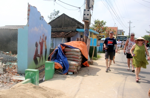 quang-nam-xac-minh-thong-tin-nguoi-trung-quoc-gom-mua-dat-ven-bien-1