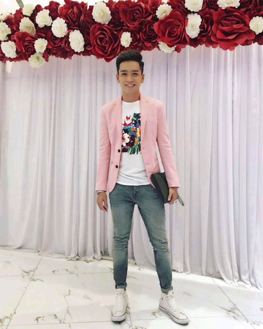 Sao Viet du le cuoi cua ca si Huy Nam nhom La Thang hinh anh 4