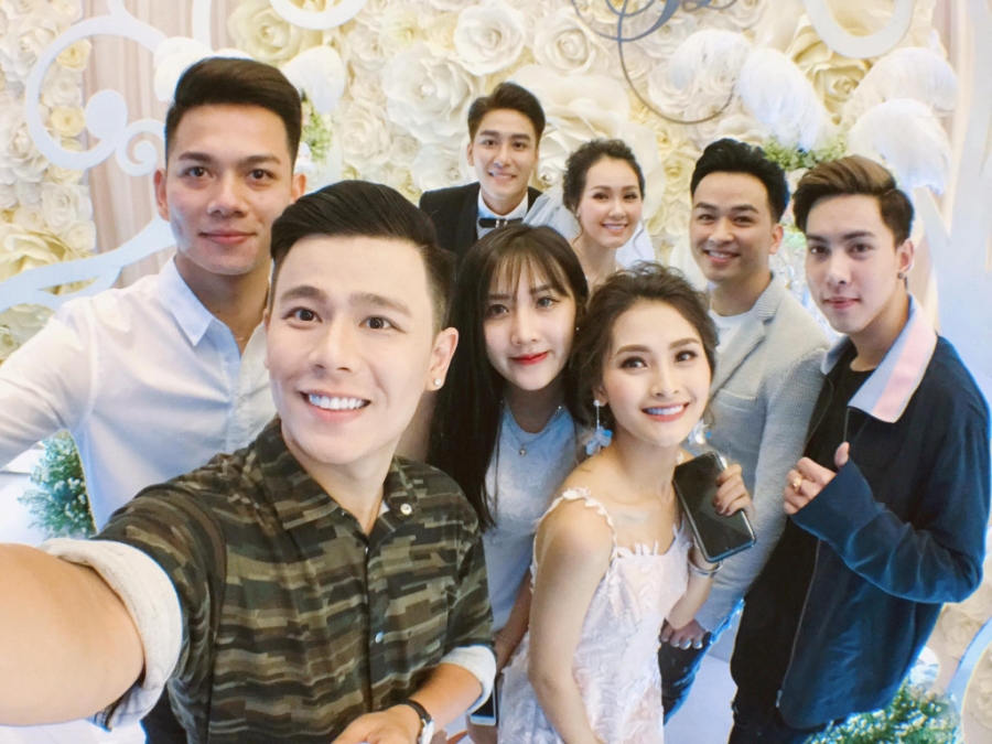 Sao Viet du le cuoi cua ca si Huy Nam nhom La Thang hinh anh 8