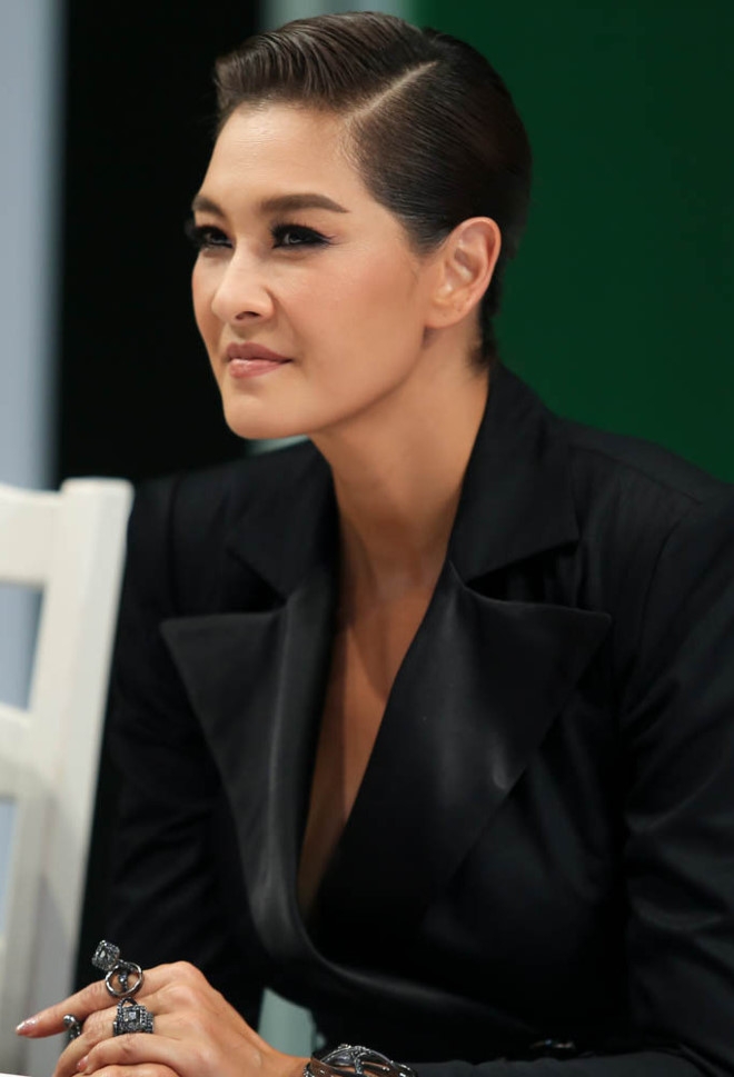 Will len tieng khi bi danh gia thieu chuyen mon cham thi The Face hinh anh 2