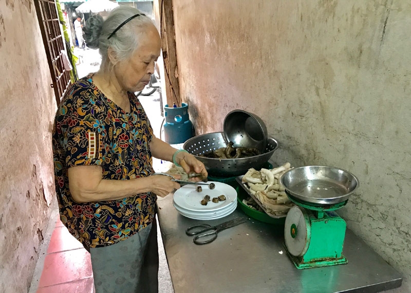 thứ trưởng thoa, đại gia, bầu đức, phạm nhật vượng, bầu long, doanh nhân việt