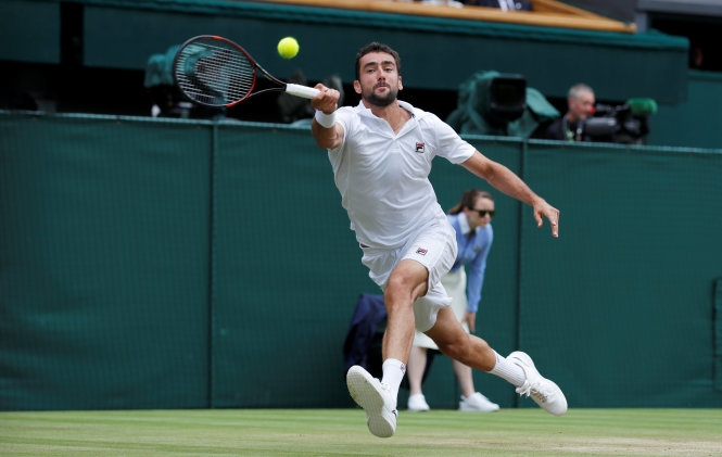 Federer lập kỉ lục 8 lần vô địch Wimbledon