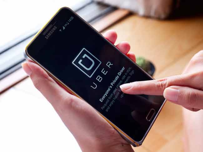nhung cu soc mang ten uber hinh anh 1