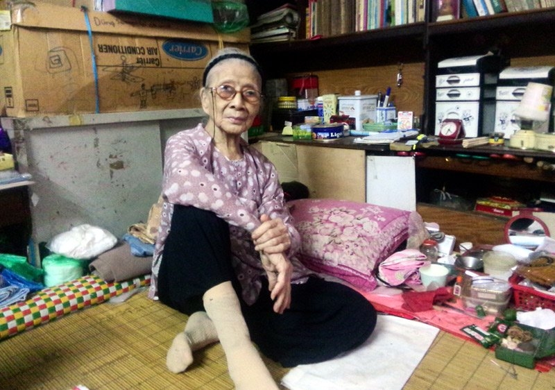 Làm từ thiện, phố cổ, người tốt việc tốt, hoàn cảnh khó khăn