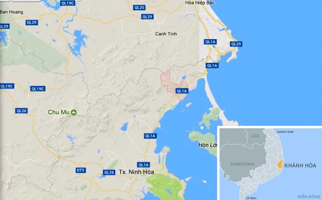 Lat xe khach trong dem, 14 nguoi nhap vien hinh anh 3