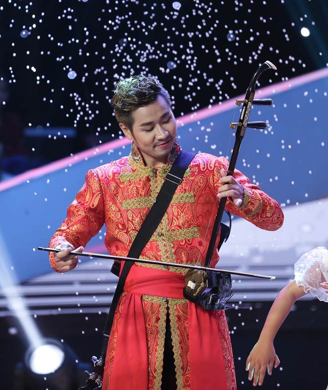 Nguyên Khang đánh đàn nghìn đô đoạt giải quán quân 300 triệu - 6