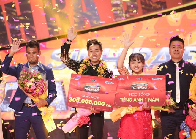 Nguyên Khang đánh đàn nghìn đô đoạt giải quán quân 300 triệu - 9