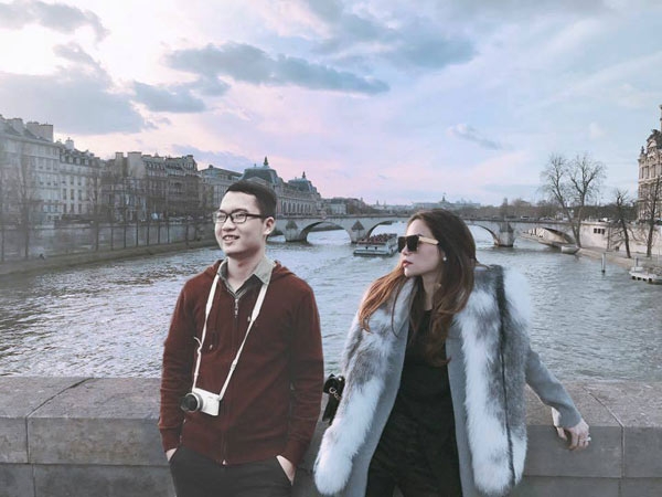 cuoi khong chiu noi chang trai che anh lay loi 