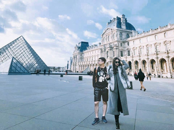 cuoi khong chiu noi chang trai che anh lay loi 