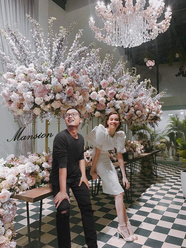 cuoi khong chiu noi chang trai che anh lay loi 
