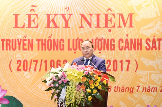  Thủ tướng: Lực lượng cảnh sát cần lắng nghe tiếng nói của nhân dân để tiếp tục hoàn thiện mình. 